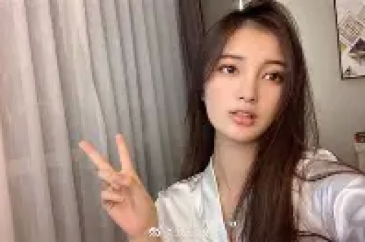 知名演员无戏可拍与妻子直播吵架闹离婚卖房也还不起房贷