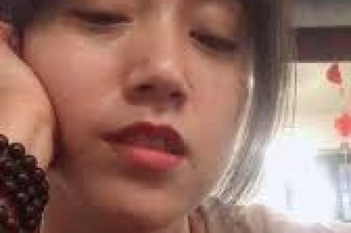 大批明星集体翻车董宇辉遭遇网友：这一次狼真的来了