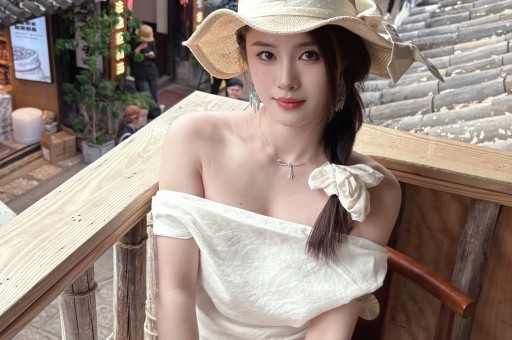 黄渤与神秘女子玩至深夜惹绯闻本尊发图公开女方身份否认出轨