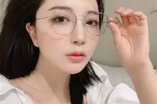 卓伟曝大瓜！一线男星五角恋婚内出轨、闺蜜反目比电视都精彩