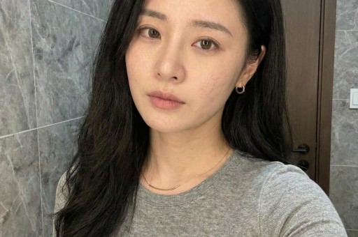 爆红明星被曝隐婚生子! 爆红明星被曝隐婚生子!